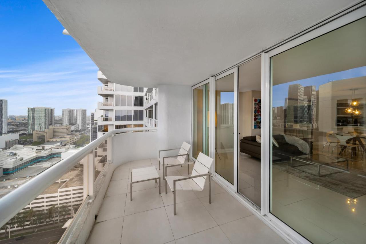 Bay Overlooking With Balcony Appartement Miami